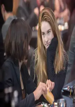 Кадр из Дивергент (2014) Кадр 1 из фильма Дивергент / Divergent (2014)
