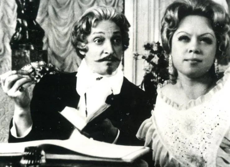 Кадр из Соломенная шляпка (1974) Кадр 1 из сериала Соломенная шляпка / A Golden-coloured Straw Hat (1974)