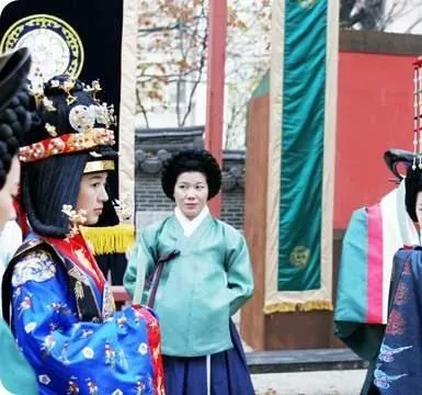 Кадр из Дворец (2006) Кадр 3 из сериала Дворец / Gung (2006)