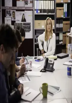 Кадр из Крах (2013) Кадр 3 из сериала Крах / The Fall (2013)