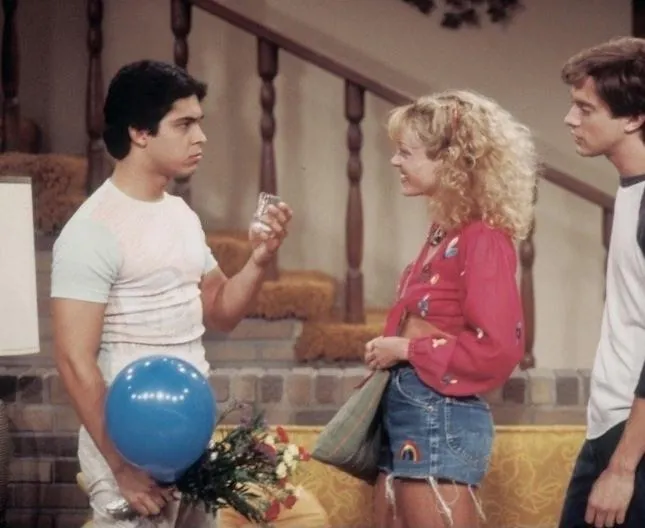Кадр из Ох уж эти 70-е (1998) Кадр 3 из сериала Ох уж эти 70-е / That '70s Show (1998)