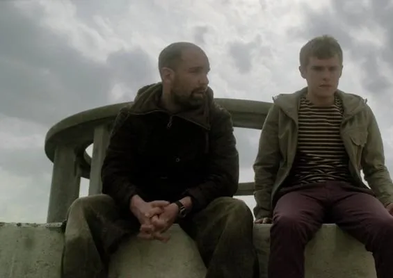Кадр из Призраки (2011) Кадр 3 из сериала Призраки / The Fades (2011)