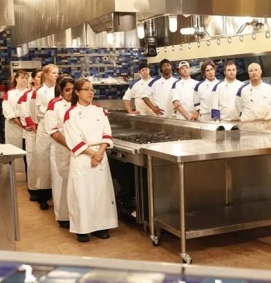 Кадр из Адская кухня (2005) Кадр 3 из тв-шоу Адская кухня / Hell's Kitchen (2005)