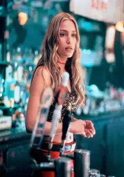 Кадр из Бар «Гадкий койот» (2000) Кадр 2 из фильма Бар «Гадкий койот» / Coyote Ugly (2000)