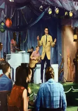 Кадр из Девочки! Девочки! Девочки! (1962) Кадр 1 из фильма Девочки! Девочки! Девочки! / Girls! Girls! Girls! (1962)