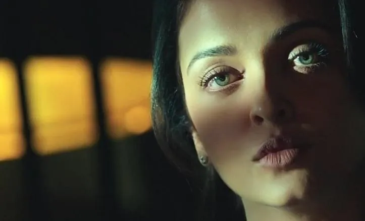 Кадр из Взаимное притяжение (2015) Кадр 2 из фильма Взаимное притяжение / Jazbaa (2015)