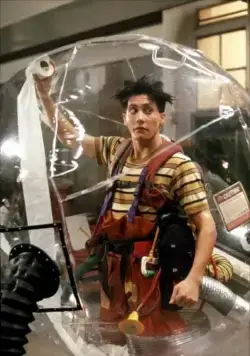 Кадр из Парень из пузыря (2001) Кадр 1 из фильма Парень из пузыря / Bubble Boy (2001)