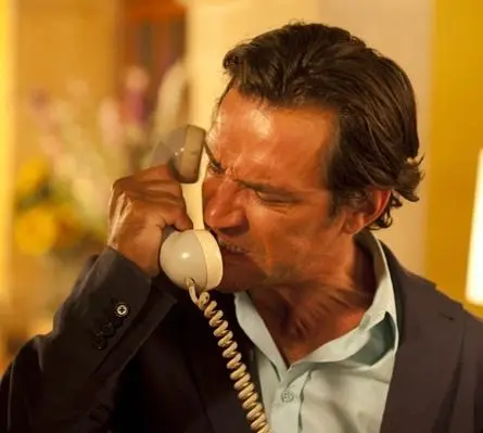 Кадр из Бешеные псы (2011) Кадр 2 из сериала Бешеные псы / Mad Dogs (2011)