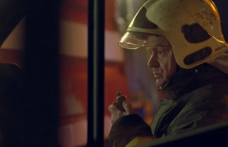 Кадр из Между двух огней (2015) Кадр 2 из сериала Между двух огней (2015)