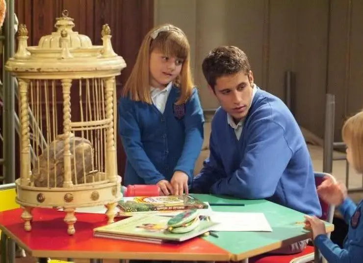 Кадр из Черная лагуна (2007) Кадр 3 из сериала Черная лагуна / El internado (2007)