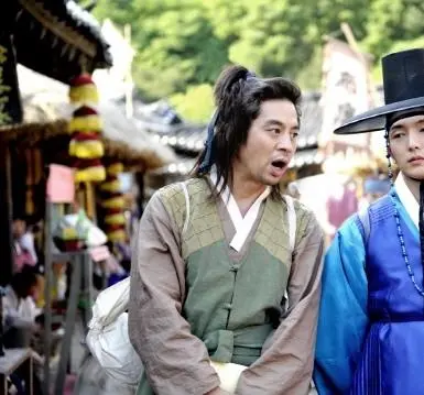 Кадр из Аран и магистрат (2012) Кадр 2 из сериала Аран и магистрат / Alangsattojeon (2012)
