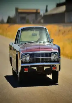 Кадр из Махинаторы (2003) Кадр 1 из тв-шоу Махинаторы / Wheeler Dealers (2003)