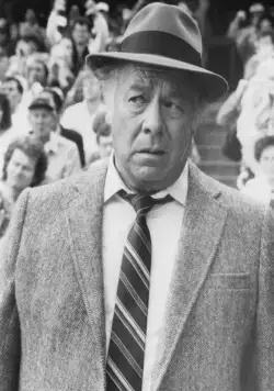 Кадр из Голый пистолет (1988) Кадр 1 из фильма Голый пистолет / The Naked Gun: From the Files of Police Squad! (1988)
