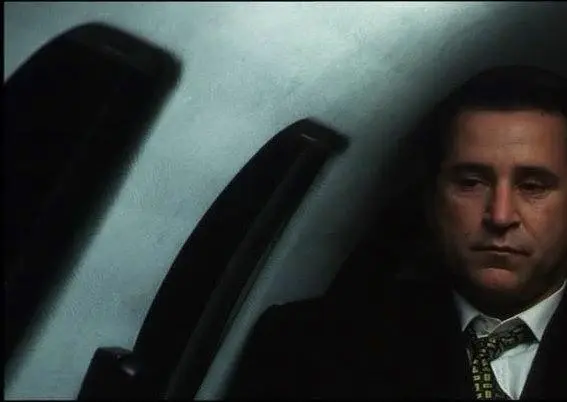 Кадр из Банк (2001) Кадр 2 из фильма Банк / The Bank (2001)