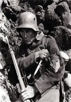 Кадр из На западном фронте без перемен (1930) Кадр 1 из фильма На западном фронте без перемен / All Quiet on the Western Front (1930)