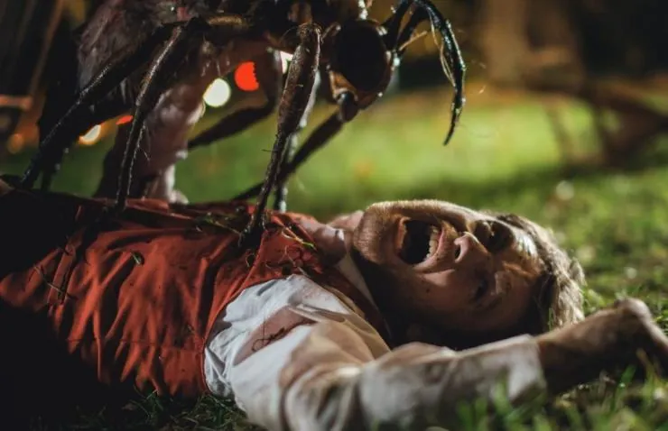 Кадр из Ужаленные (2015) Кадр 2 из фильма Ужаленные / Stung (2015)