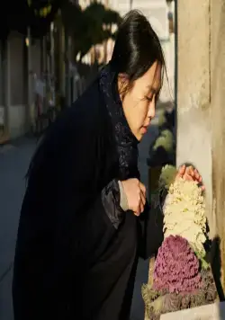 Кадр из Ночью у моря одна (2016) Кадр 1 из фильма Ночью у моря одна / Bamui haebyunaeseo honja (2016)