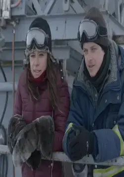 Кадр из Влюбленные и медведь (2016) Кадр 3 из фильма Влюбленные и медведь / Two Lovers and a Bear (2016)