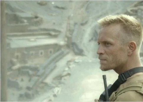 Кадр из Ни на небесах, ни на земле (2015) Кадр 1 из фильма Ни на небесах, ни на земле / Ni le ciel ni la terre (2015)