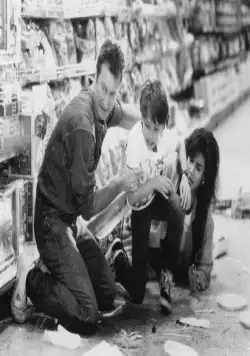 Кадр из Иллюзия убийства 2 (1992) Кадр 1 из фильма Иллюзия убийства 2 / FX2 (1992)