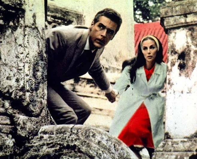 Кадр из Банк в Бангкоке (1964) Кадр 3 из фильма Банк в Бангкоке / Banco à Bangkok pour OSS 117 (1964)