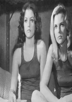 Кадр из Дом большой куклы (1971) Кадр 1 из фильма Дом большой куклы / The Big Doll House (1971)