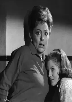 Кадр из Земля умирает крича (1964) Кадр 3 из фильма Земля умирает крича / The Earth Dies Screaming (1964)