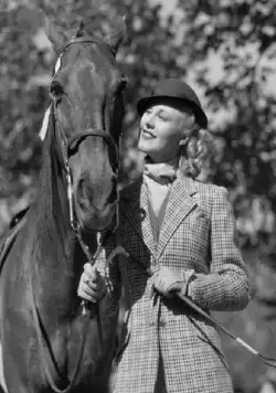 Кадр из Цилиндр (1935) Кадр 2 из фильма Цилиндр / Top Hat (1935)