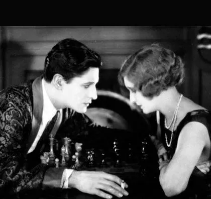 Кадр из Жилец (1927) Кадр 1 из фильма Жилец / The Lodger (1927)