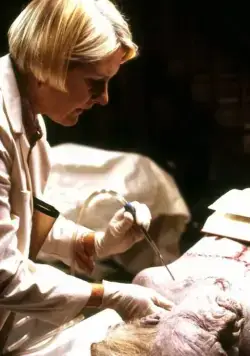 Кадр из Морг (2005) Кадр 2 из фильма Морг / Mortuary (2005)