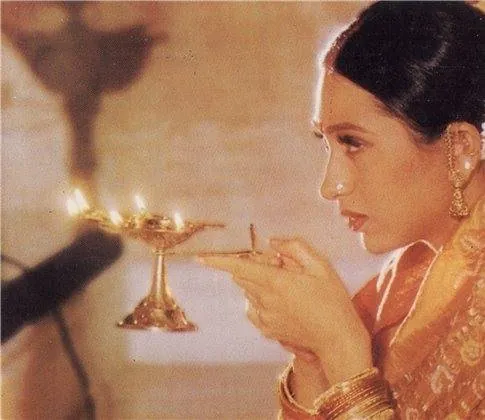 Кадр из Жена номер один (1999) Кадр 2 из фильма Жена номер один / Biwi No. 1 (1999)