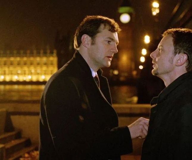 Кадр из Большая игра (2003) Кадр 1 из сериала Большая игра / State of Play (2003)