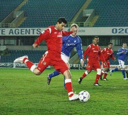 Кадр из Забей гол! (2007) Кадр 2 из фильма Забей гол! / Dhan Dhana Dhan Goal (2007)