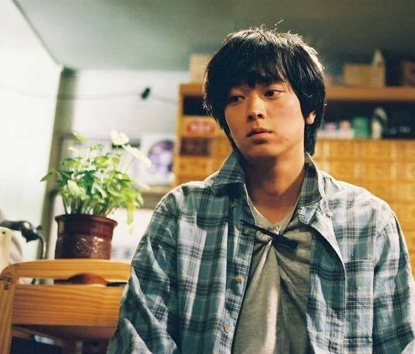 Кадр из Не верь ей (2004) Кадр 1 из фильма Не верь ей / Geunyeoreul midji maseyo (2004)