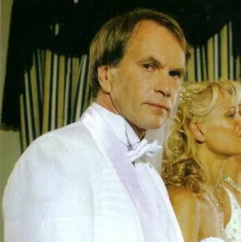 Кадр из Мошенники (2005) Кадр 1 из сериала Мошенники (2005)