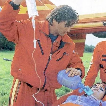 Кадр из Альпийский патруль (1998) Кадр 1 из сериала Альпийский патруль / Medicopter 117 - Jedes Leben zählt (1998)