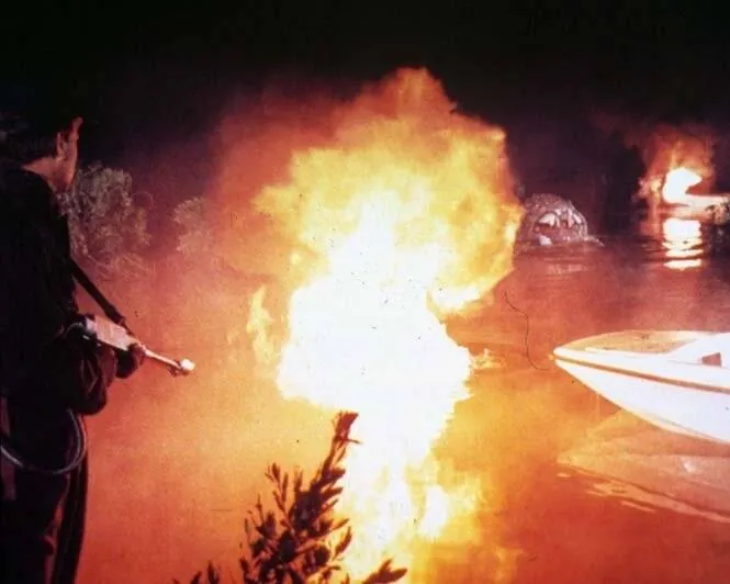 Кадр из Кровавая акула (1984) Кадр 3 из фильма Кровавая акула / Shark: Rosso nell'oceano (1984)