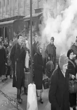 Кадр из Десять секунд до ада (1959) Кадр 3 из фильма Десять секунд до ада / Ten Seconds to Hell (1959)
