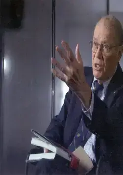 Кадр из Туман войны (2003) Кадр 3 из фильма Туман войны / The Fog of War: Eleven Lessons from the Life of Robert S. McNamara (2003)