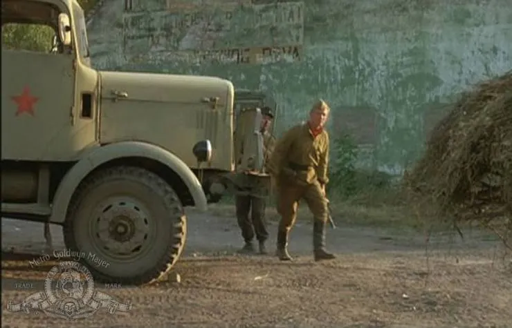 Кадр из Колеса страха (1987) Кадр 1 из фильма Колеса страха / The Misfit Brigade (1987)