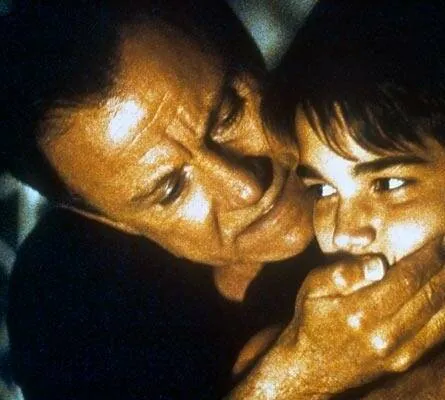 Кадр из Гиностра (2002) Кадр 1 из фильма Гиностра / Ginostra (2002)