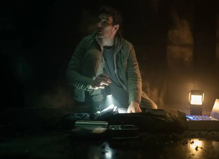 Кадр из Тёмная материя (2024) Кадр 1 из сериала Тёмная материя / Dark Matter (2024)
