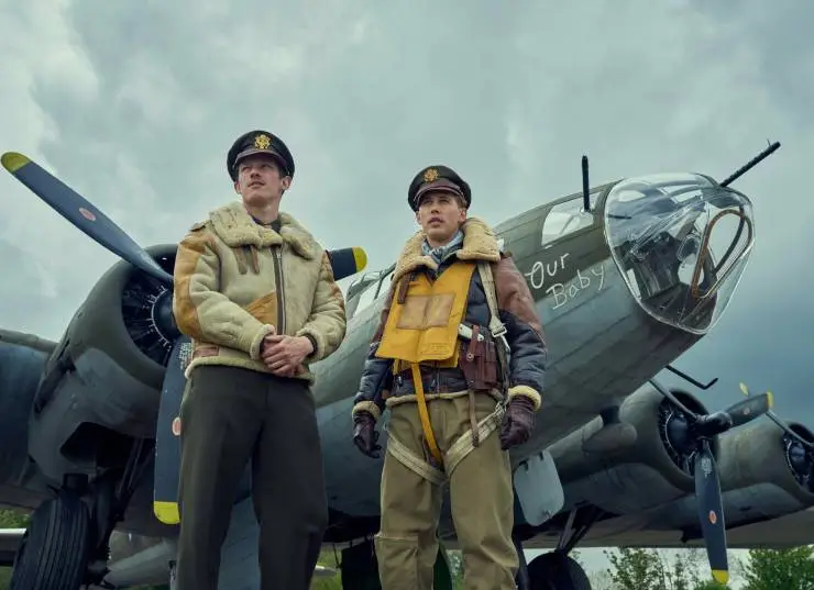 Кадр из Властелины воздуха (2024) Кадр 1 из сериала Властелины воздуха / Masters of the Air (2024)