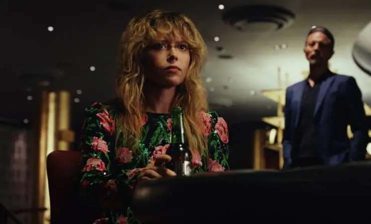 Кадр из Покерфейс (2023) Кадр 1 из сериала Покерфейс / Poker Face (2023)