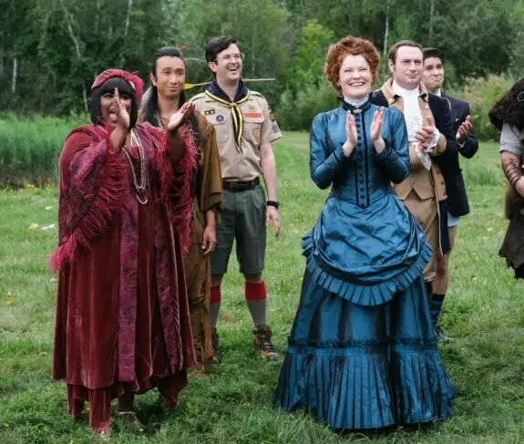 Кадр из Призраки (2021) Кадр 2 из сериала Призраки / Ghosts (2021)