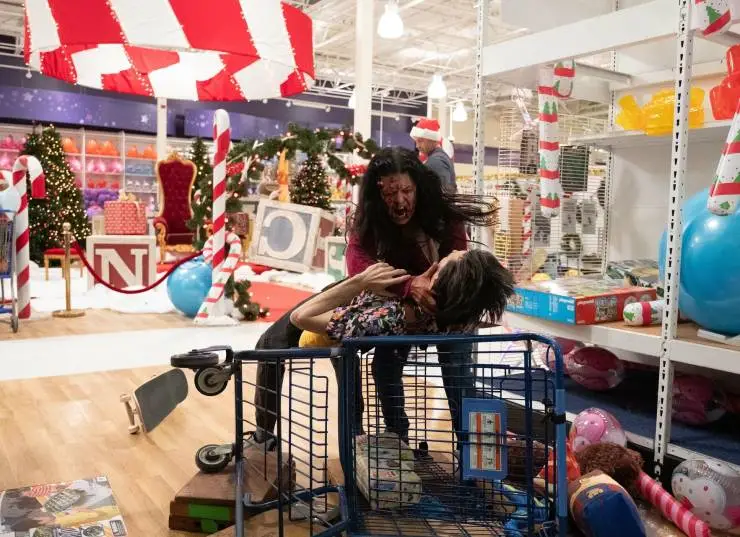 Кадр из Чёрная пятница (2021) Кадр 3 из фильма Чёрная пятница / Black Friday (2021)
