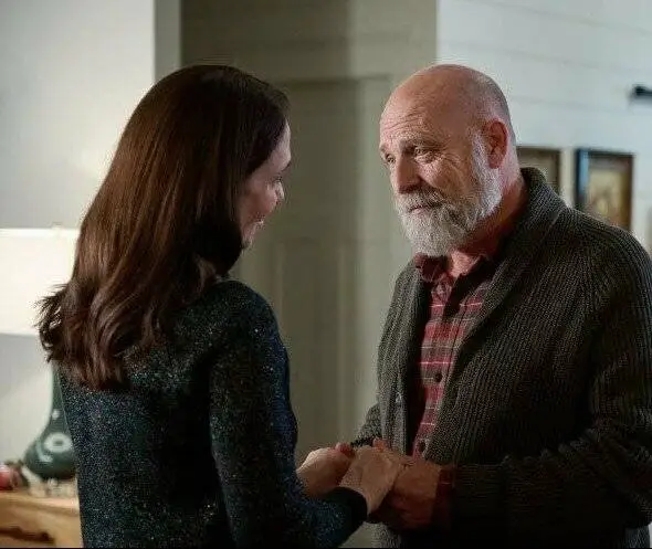 Кадр из Потерянное Рождество (2022) Кадр 2 из фильма Потерянное Рождество / Long Lost Christmas (2022)