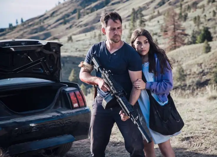 Кадр из Неубиваемый (2022) Кадр 2 из фильма Неубиваемый / Bullet Proof (2022)