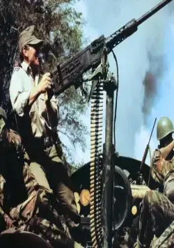 Кадр из Темнота солнца (1968) Кадр 1 из фильма Темнота солнца / The Mercenaries (1968)