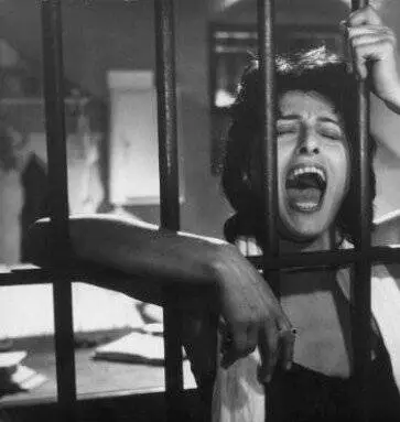 Кадр из Ад посреди города (1959) Кадр 3 из фильма Ад посреди города / Nella città l'inferno (1959)